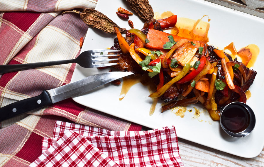 Πικάντικες Πανσέτες με Καυτερή & Καπνιστή Σάλτσα Μελιού Melefsis